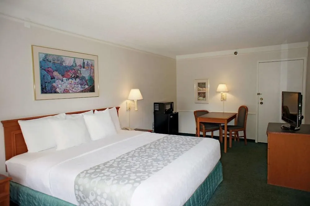 La Quinta Inn By Wyndham Tampa Bay Pinellas Park Clearwater Hotel