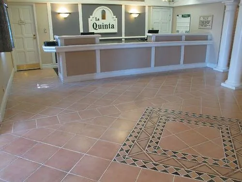 La Quinta Inn By Wyndham Tampa Bay Pinellas Park Clearwater Hotel