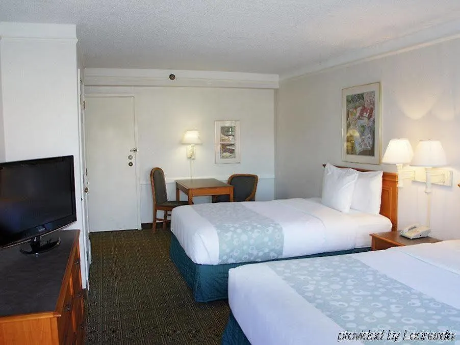 La Quinta Inn By Wyndham Tampa Bay Pinellas Park Clearwater Hotel